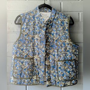 NWOT Lollys Laundry Floral Quilted Vest - SIZE M | Casual Spring Fall Outdoor